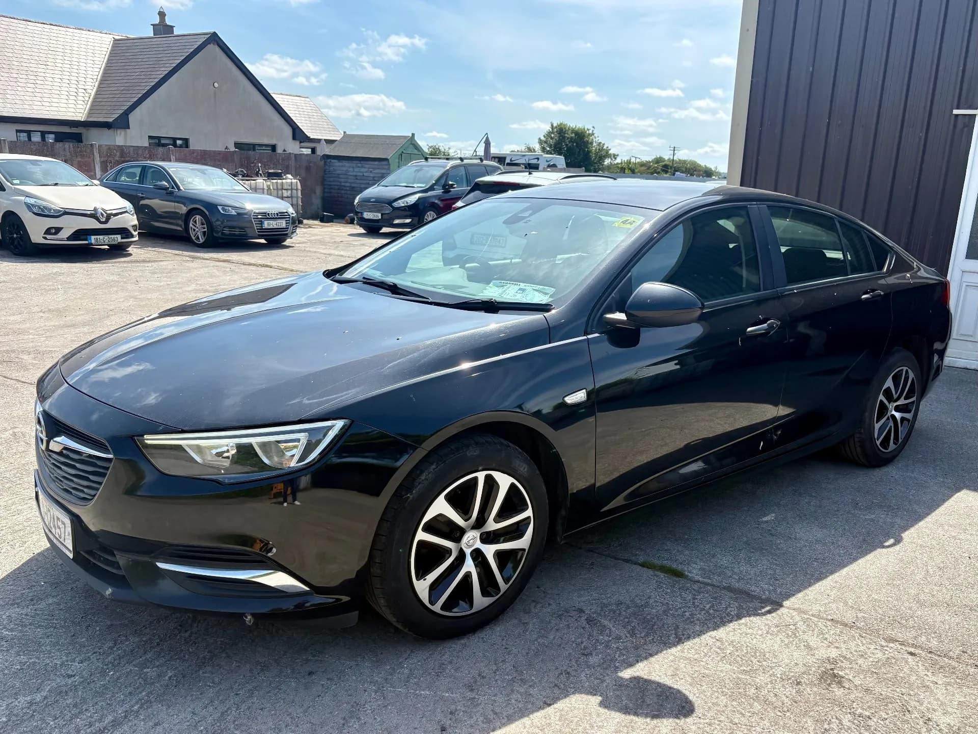 2018 OPEL INSIGNIA photo 1